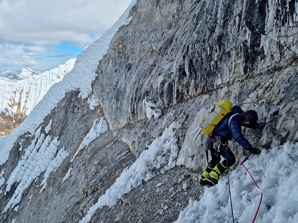 Siula Grande, East Face, Peru, Bru Busom, Marc Toralles