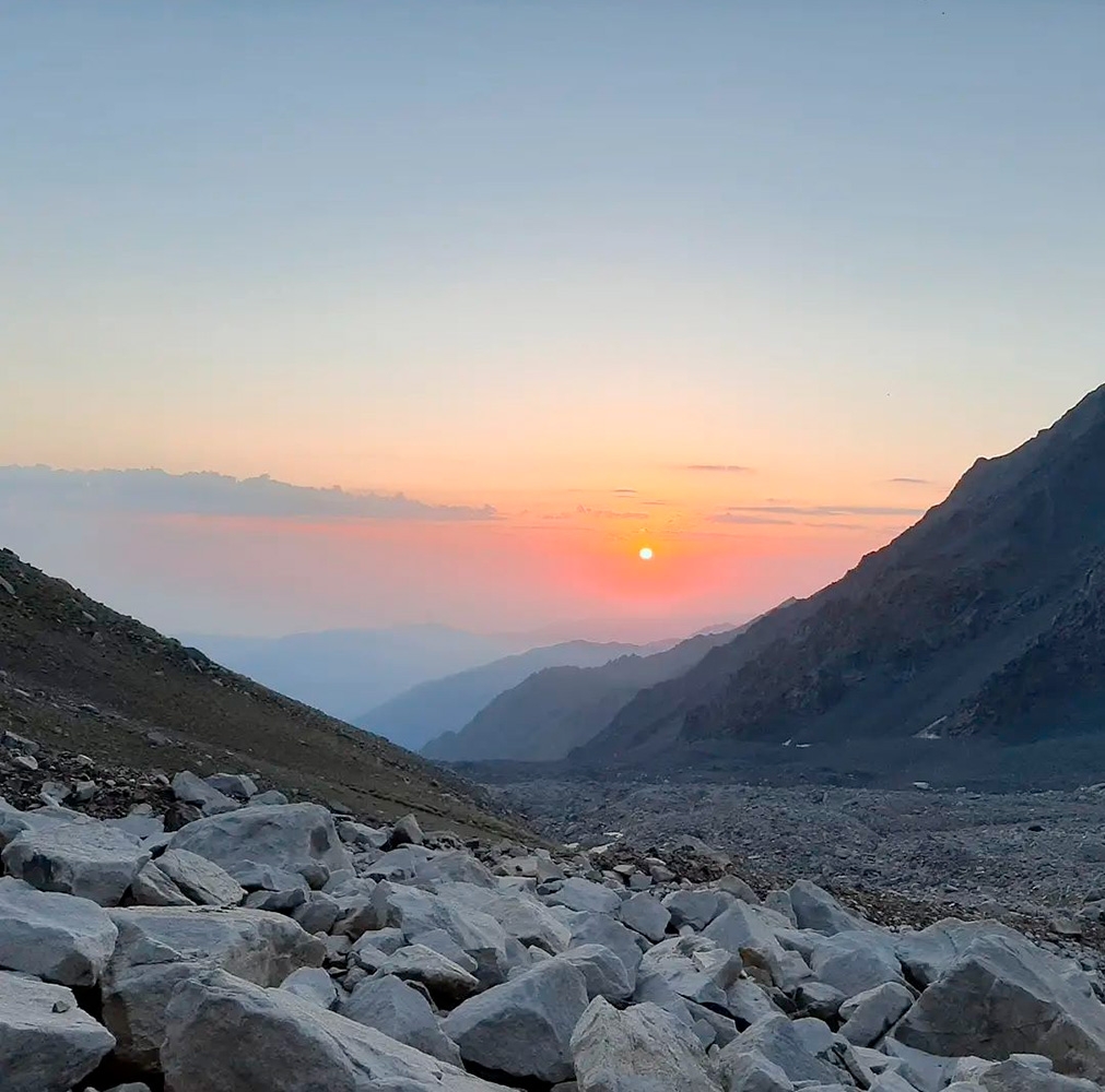 Iran, climbing, Alam Kooh, Mountain Warriors, Nasim Eshqi, Sina Heidari