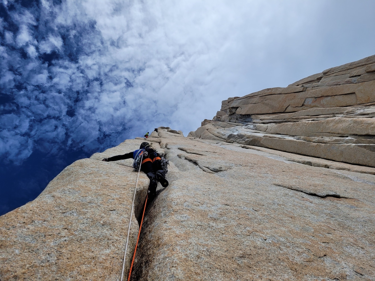 Patagonia, Care Bear Traverse, Aguja Guillaumet, Aguja Mermoz, Pilastro Goretta, Fitz Roy, Matteo Della Bordella, Leo Gheza