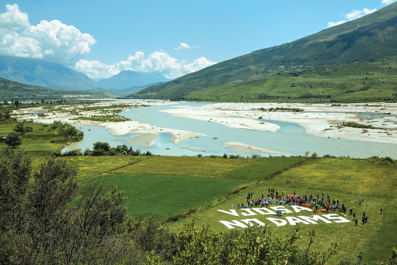 Vjosa, Albania