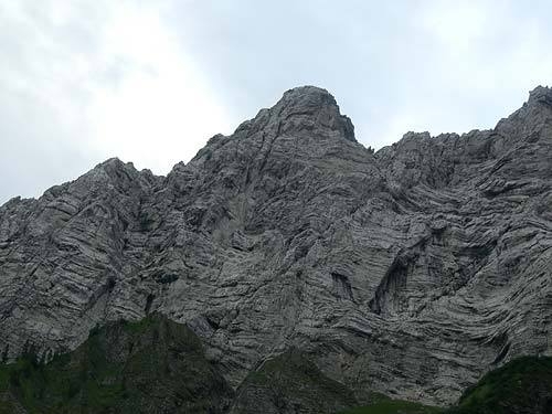 Diretta del Gran Diedro al Col Nudo (Dolomiti)