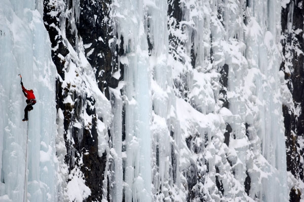 Iceland ice climbing expedition 2007
