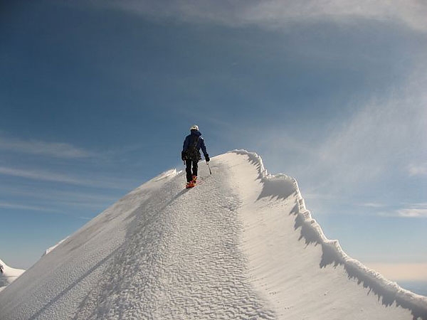 Miha Valic and the 82 4000m peaks in the Alps in 102 days