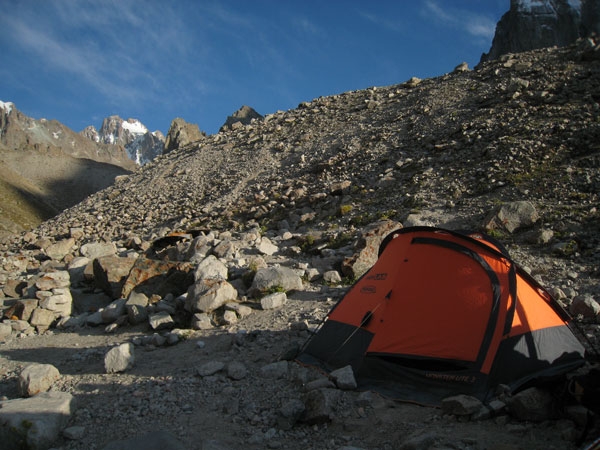 Alpinismo: Vetta del Kahn-Tengri (7010m) per Luca Vuerich