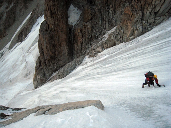 Alpinismo: Vetta del Kahn-Tengri (7010m) per Luca Vuerich
