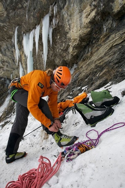 Jasper and Rathmayr ice climbing fest in Bernese Oberland