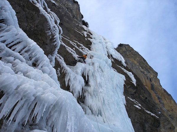 Jasper and Rathmayr ice climbing fest in Bernese Oberland