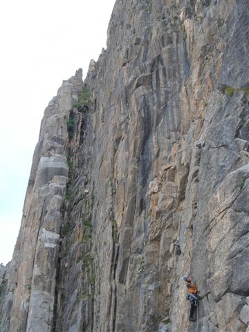 Due nuove vie per la Rocca la Meja
