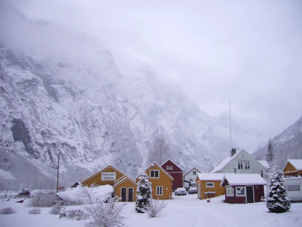 Norway ice climbing first ascents by Robert Jasper, Markus Stofer & Roger Schäli