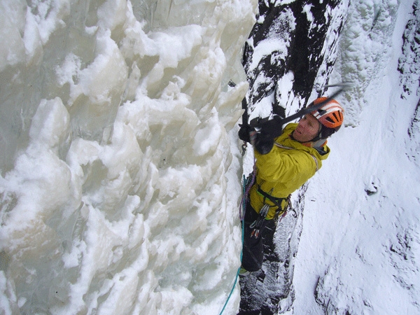 Norway ice climbing first ascents by Robert Jasper, Markus Stofer & Roger Schäli