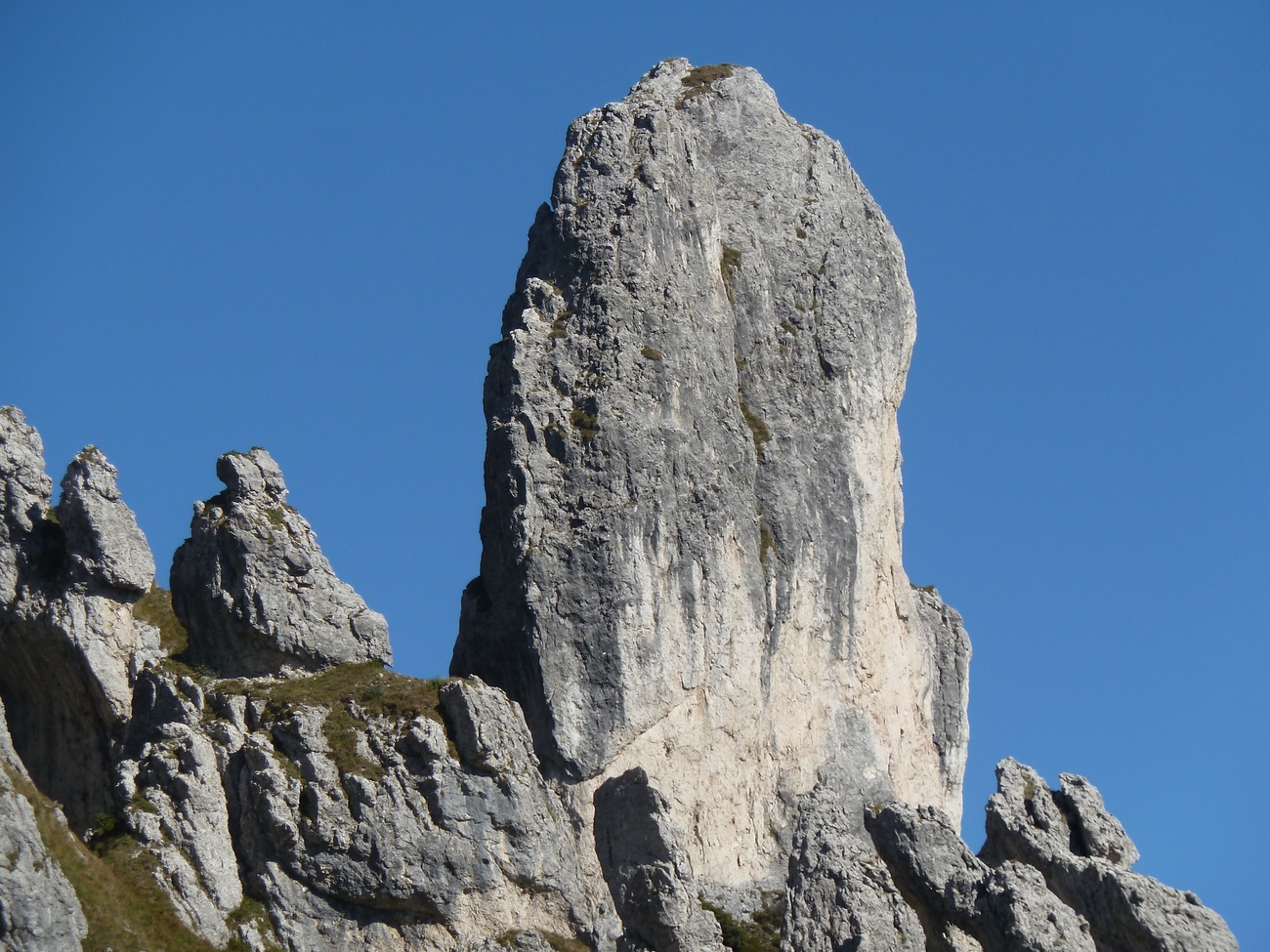 Spigolo Nord, Torre Costanza, Grignetta, Saverio De Toffol, Jorge Leonel Palacios