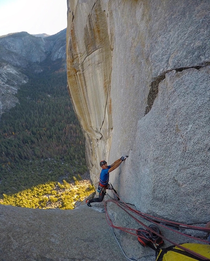 Astroman Washington Column - Astroman: Rolando Larcher climbing the final pitches