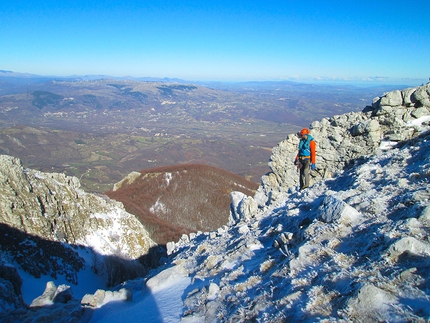 Altrimenti ci arrabbiamo Monte Croce Matese - parete della Grotta delle Ciaole - Altrimenti ci arrabbiamo