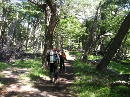 Supercanaleta, Fitz Roy, Patagonia - Towards Piedra del Fraile