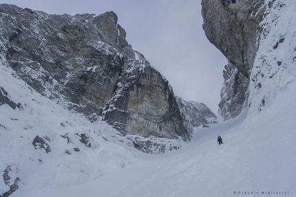 L'anima del lupo Cima Tosa - L'anima del lupo: Cima Tosa, Dolomiti di Brenta: risalendo il canalone Neri