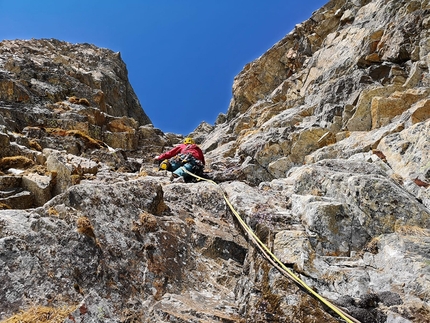 East Face - Piz Buin Piz Buin - East Face - Piz Buin: Tito Arosio climbing the final pitches of the new route