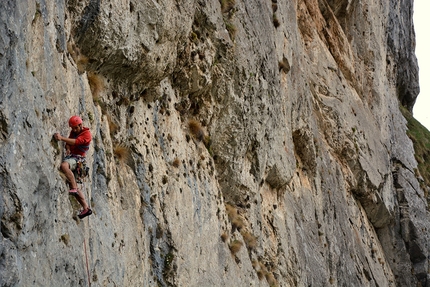 Il Viandante sul mare di nebbia Dosso Guarda - Cima Bacchetta - Concarena - Il Viandante sul mare di nebbia: Cima Bacchetta, Val Baione, Alpi Orobie