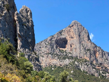 Direzione Nulla + Variante Gocciaman Aguglietta di Baunei - Direzione Nulla + Variante Gocciaman: Aguglietta di Baunei, Sardegna