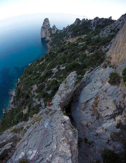 Direzione Nulla + Variante Gocciaman Aguglietta di Baunei - Direzione Nulla + Variante Gocciaman: Aguglietta di Baunei, Sardegna