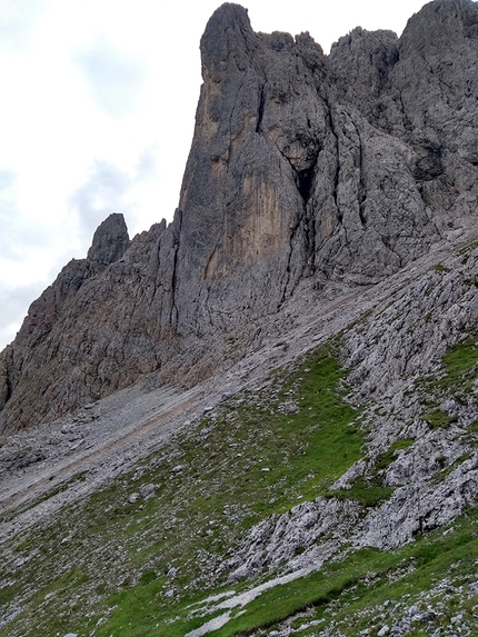 Via Cinco Largos Campanile Negrelli - Via Cinco Largos: Campanile Negrelli, Pale di San Martino, Dolomiti