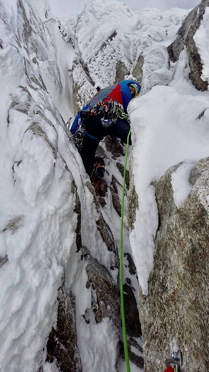 Monia Mena Grand Flambeau - Monia Mena: Grand Flambeau, Monte Bianco. Ezio Marlier, Alberto Corbella, 27/10/2019