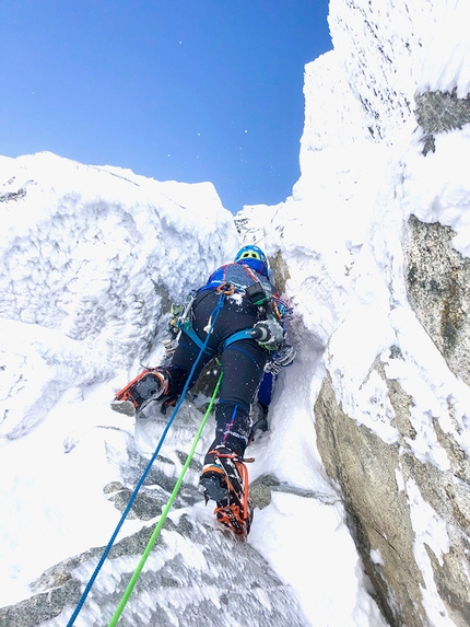 Cuori di ghiaccio Grand Flambeau - Cuori di ghiaccio: Grand Flambeau, Mont Blanc. Ezio Marlier, Sergio Fiorenzano 25/10/2019