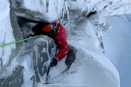 Cuori di ghiaccio Grand Flambeau - Cuori di ghiaccio: Grand Flambeau, Monte Bianco. Ezio Marlier, Sergio Fiorenzano 25/10/2019