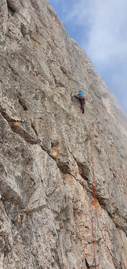 Destràni Campanile Basso - Destràni: Campanile Basso Brenta Dolomites, Alessandro Beber, Gianni Canale, Matteo Faletti