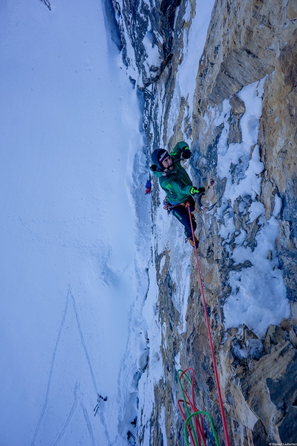 Para arriba, nach unten e bevilo! Antersass Zwischenkofel - Para arriba, nach unten e bevilo!: Val Mesdì, Sella, Dolomites (Mirco Grasso, Daniel Ladurner, Santiago Padros 2019)