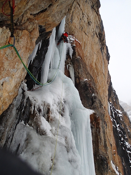 Iron Man Torre Murfrëit - Iron Man: Passo Gardena Torre Murfrëit, Sella, Dolomiti (Giovanni Andriano, Santiago Padrós 2019)