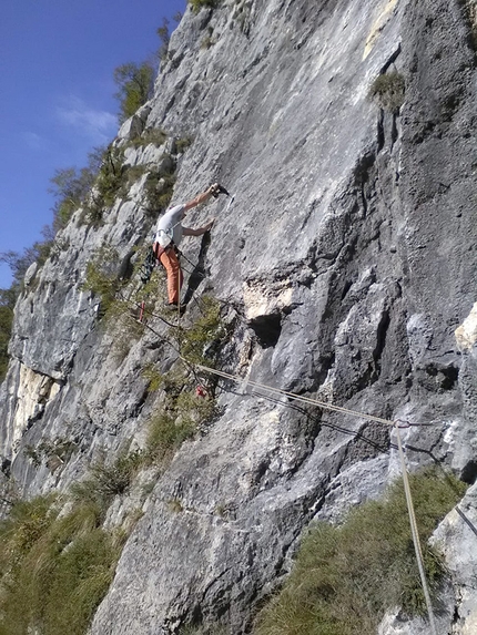 Uomini senza Tempo Monte Pubel - Croce di San Francesco - Uomini senza Tempo: Monte Pubel, Valsugana