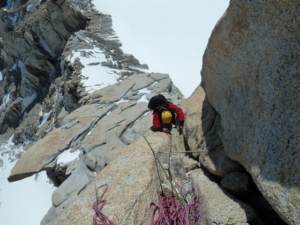 Aguja Guillaumet, Fitz Roy, Patagonia - Uscita di L3