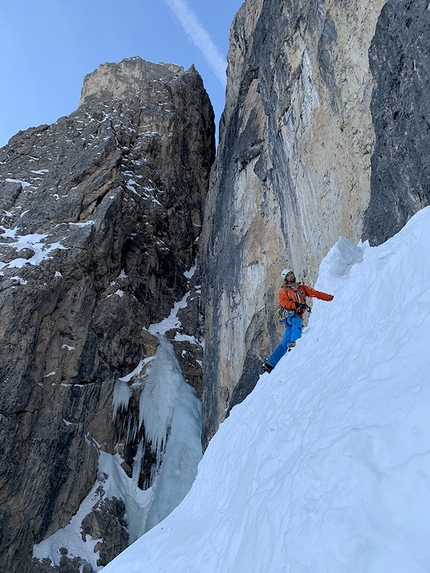 Via Kami(n)kaze Mur del Pisciadù - Via Kami(n)kaze: Mur del Pisciadù, Sella, Dolomiti (Simon Kehrer, Lukas Troi 15/01/2020)