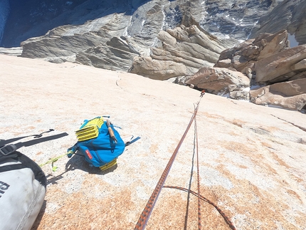 Via del 40° dei Ragni di Lecco Aguja Poincenot - Via del 40° dei Ragni di Lecco: Aguja Poincenot Patagonia. Matteo Bernasconi, Matteo Della Bordella, Matteo Pasquetto 02/2020