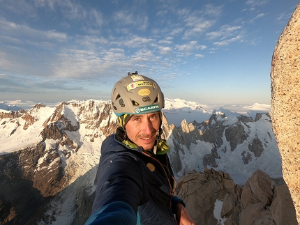 40º Gruppo Ragni di Lecco route Aguja Poincenot - 40º Gruppo Ragni di Lecco route: Aguja Poincenot Patagonia. Matteo Bernasconi, Matteo Della Bordella, Matteo Pasquetto 02/2020