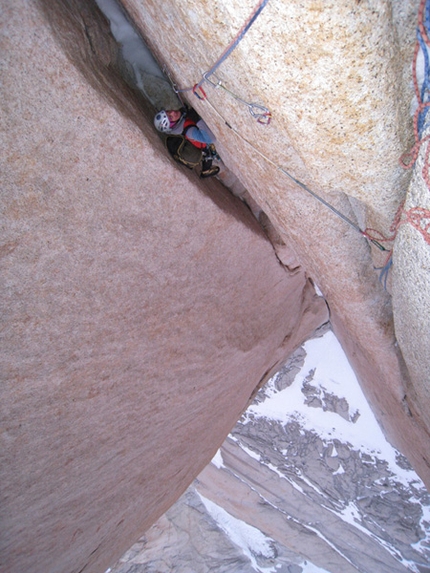 Tehuelche Fitz Roy - Tehuelche: Fitz Roy, Patagonia (Urban Azman, Boris Lorencic 2009)