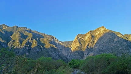 Vuelo de Fortuna Canyon de la Sandìa - La Huasteca - Vuelo de Fortuna: Canyon de la Sandìa, la Huasteca, Monterrey, Messico