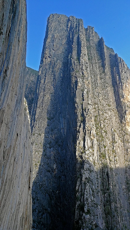 Vuelo de Fortuna Canyon de la Sandìa - La Huasteca - Vuelo de Fortuna: Canyon de la Sandìa, la Huasteca, Monterrey, Messico