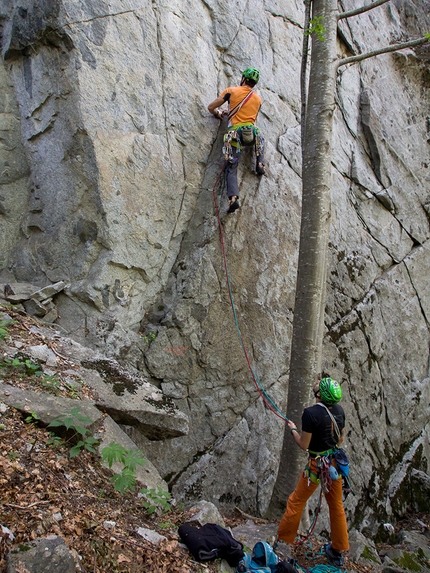 La Premiata Ditta Scoglio di Boazzo - La Premiata Ditta: Scoglio di Boazzo, Valle di Daone - Matteo Rivadossi