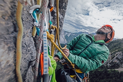 Fine di un’Epoca Cima Cee - Fine di un’Epoca: Cima Cee in the Brenta Dolomites: Luca Giupponi climbing pitch 5 © Matteo Pavana