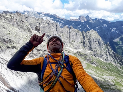 La Leggenda di Charlie e il Dragone Pizzo Torrone Occidentale - La Leggenda di Charlie e il Dragone: Pizzo Torrone, Val Torrone, Val Masino, Tommaso Lamantia, Manuele Panzeri