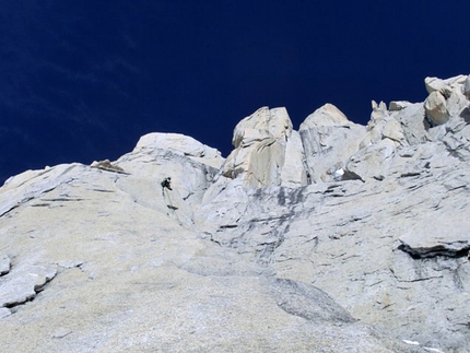 Let’s get wild, new route in Patagonia by Schaeli and Gietl