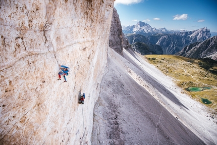 Space Vertigo Cima Ovest di Lavaredo - Space Vertigo: Claudio Migliorini su L3, Cima Ovest di Lavaredo, Tre Cime di Lavaredo, Dolomiti © Giovanni Danieli