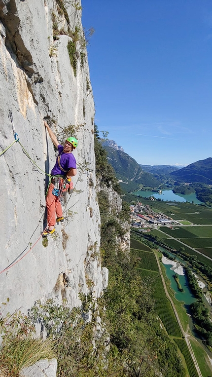 Il Dado è tratto Monte Casale - Pilastro del Vento - Il Dado è tratto: Pilastro del Vento, Monte Casale, Valle del Sarca (Marco Bozzetta, Costante Carpella, Giovanni Andriano)