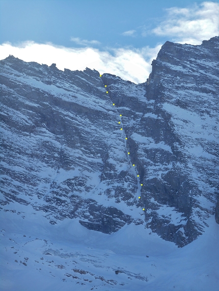 Gran Couloir della Levannetta Levannetta - Gran Couloir della Levannetta: Levannetta, Valle Orco. Gli ancoraggi delle 14 doppie.