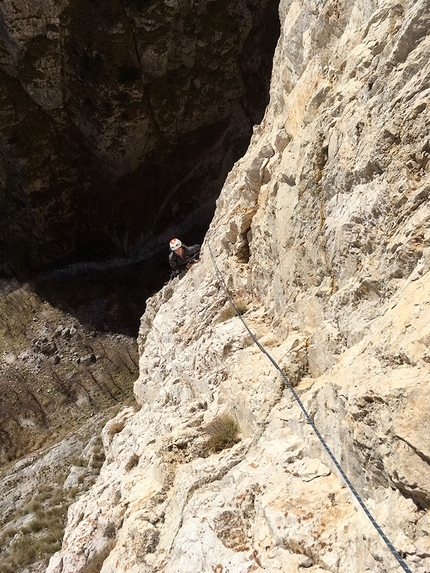 Angoscia Sojo Rosso, Monte Pasubio - Angoscia: Sojo Rosso (Monte Pasubio): Diana Sbabo al quarto tiro