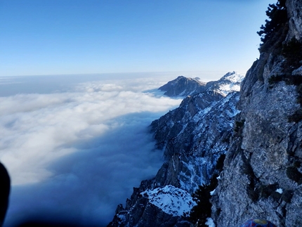 Viaggio nel Tempo Contrafforte NNE di Cima Tre Croci - Viaggio nel Tempo: 15° tiro - Cima Tre Croci, Piccole Dolomiti (Matteo Rini, Matthias Stefani)