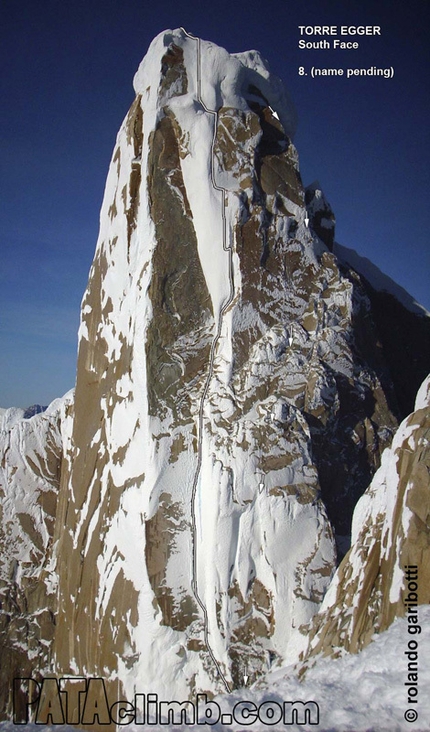 Torre Egger, Patagonia - The south face of Torre Egger in Patagonia and the line of the route established by the Norwegians Bjørn-Eivind Aartun and Ole Lied in December 2011.
