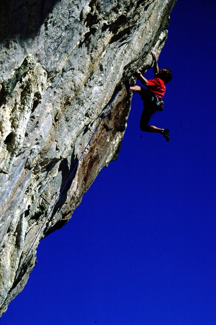 Simone Moro - Climbing in Sardinia