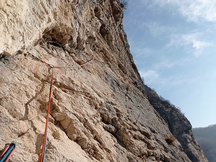 Danza Macabra Gola del Limarò, Giudicarie esteriori - Danza Macabra: Gola del Limarò, Valle del Sarca (Marco Pellegrini, Francesco Salvaterra 2021)